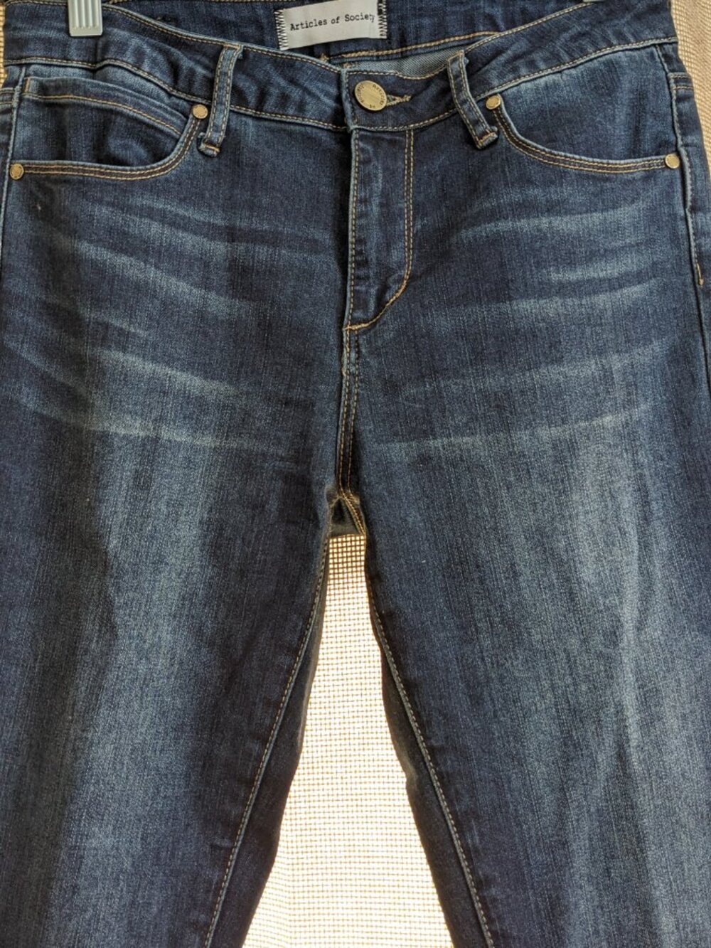 Articles of Society Dark Wash Distressed Skinny 9" Rise Blue Jeans, Size 27